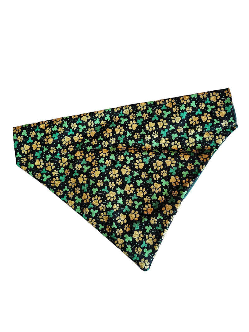 St Patricks Day Paws Over the Collar Dog Bandana That Slips onto Their Existing Collar Size (Small)